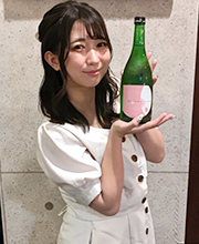 飲み手代表　大森里奈